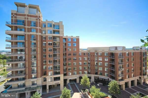 3650 S Glebe Road 347  Arlington VA 22202 photo