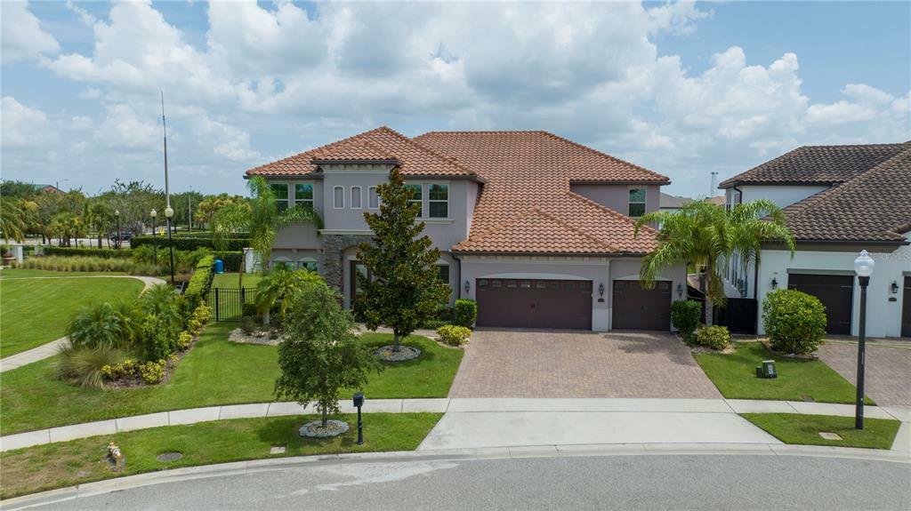 Property Photo: 8191 Chilton Drive FL 32836
