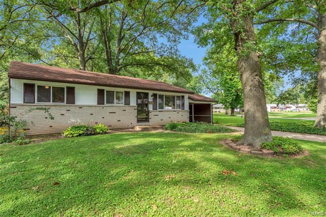 Property Photo:  630 Lilac Drive  MO 63031 