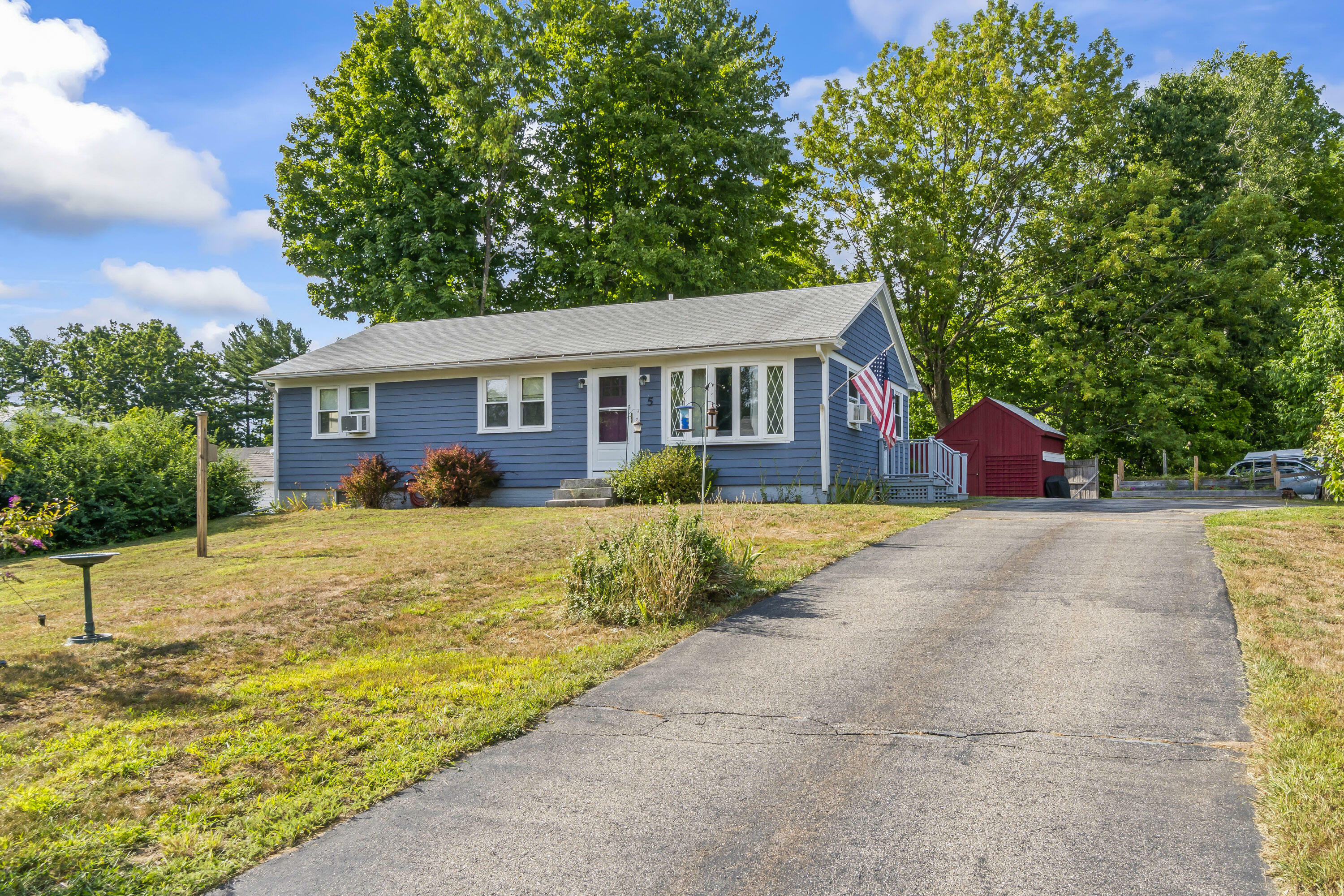 Property Photo:  5 Berwick Road  ME 03901 