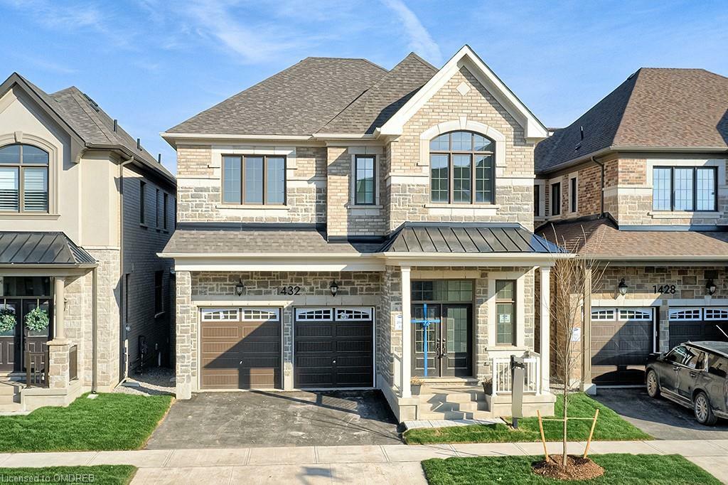 1432 Ford Strathy Crescent  Oakville ON L6H3W8 photo