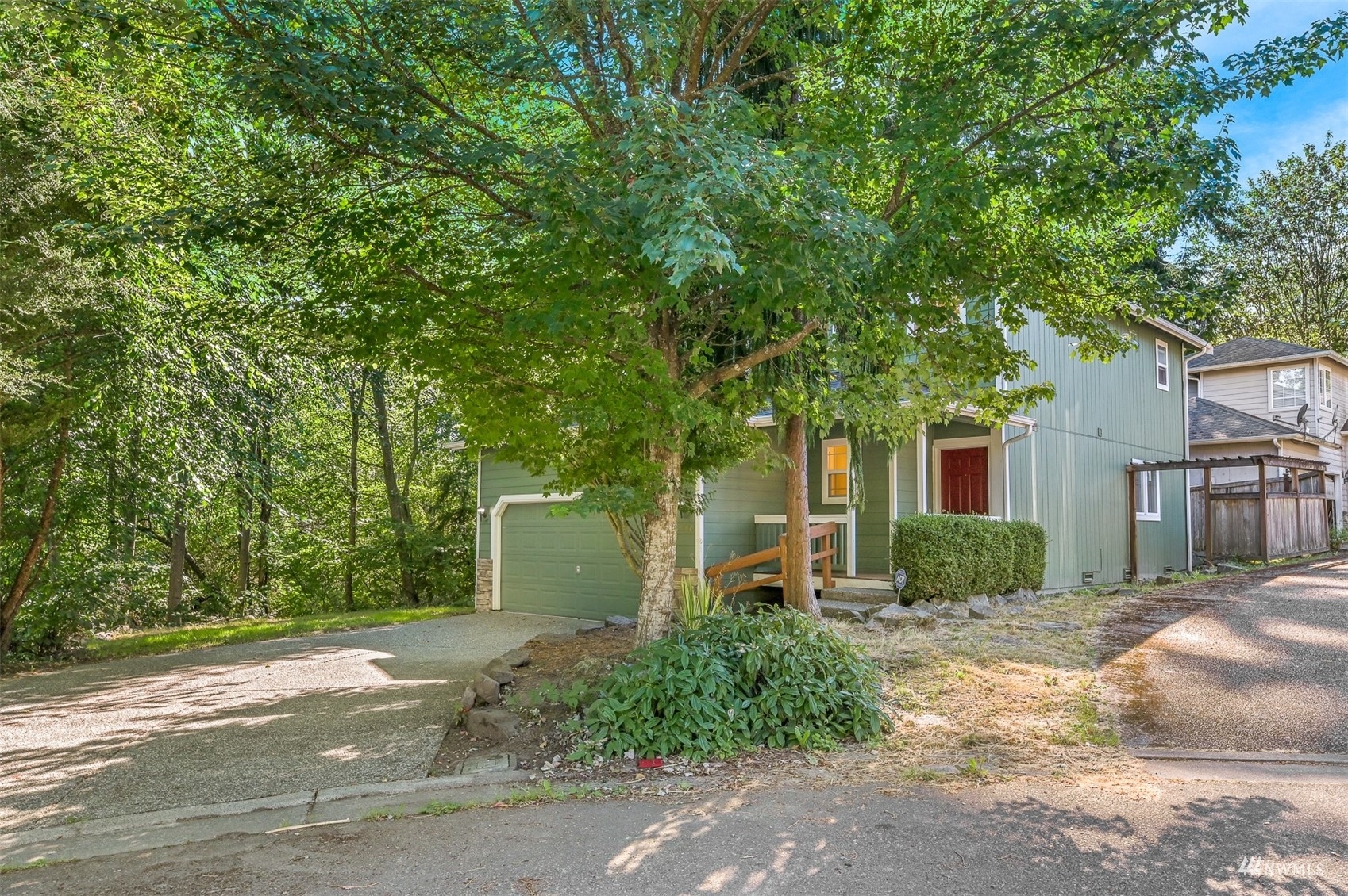 Property Photo:  2806 SW 128th Place  WA 98204 