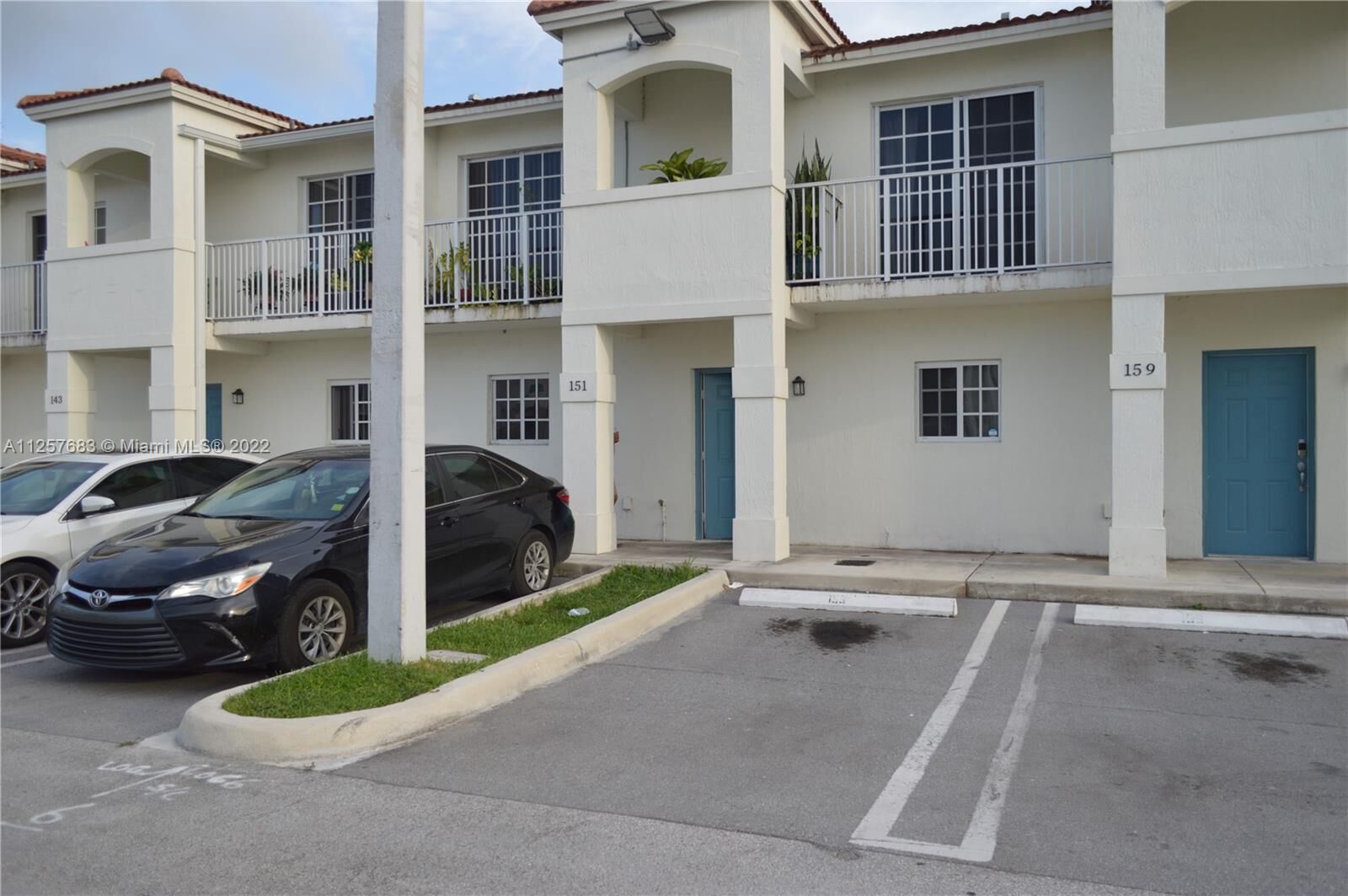 Property Photo:  151 SW 6th Ln 151  FL 33034 