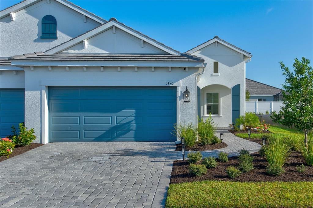 Property Photo: 8490 Frangipani Terrace FL 34240