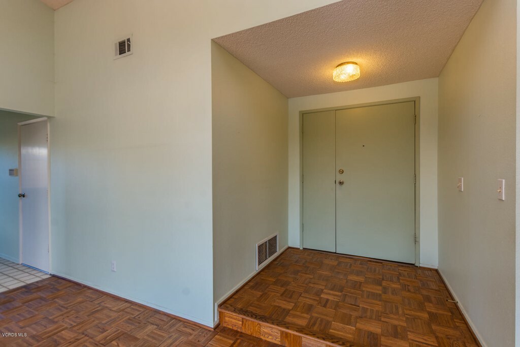 Property Photo:  753 Skeel Drive  CA 93010 