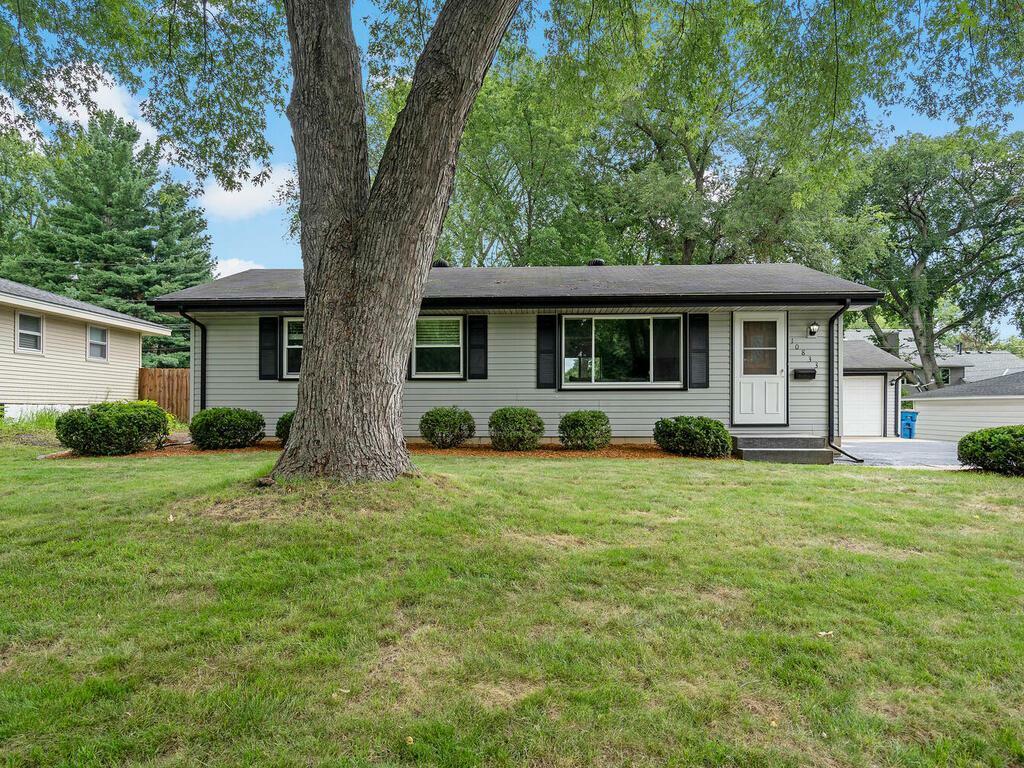 Property Photo: 10833 Sheridan Avenue S MN 55431