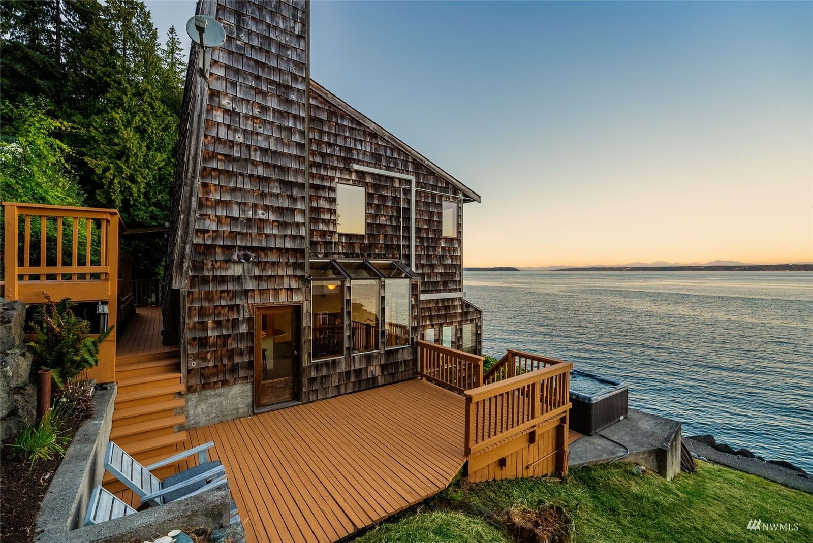 Home for sale in Kingston 27422 Ohio Avenue NE, Kingston, WA 98346