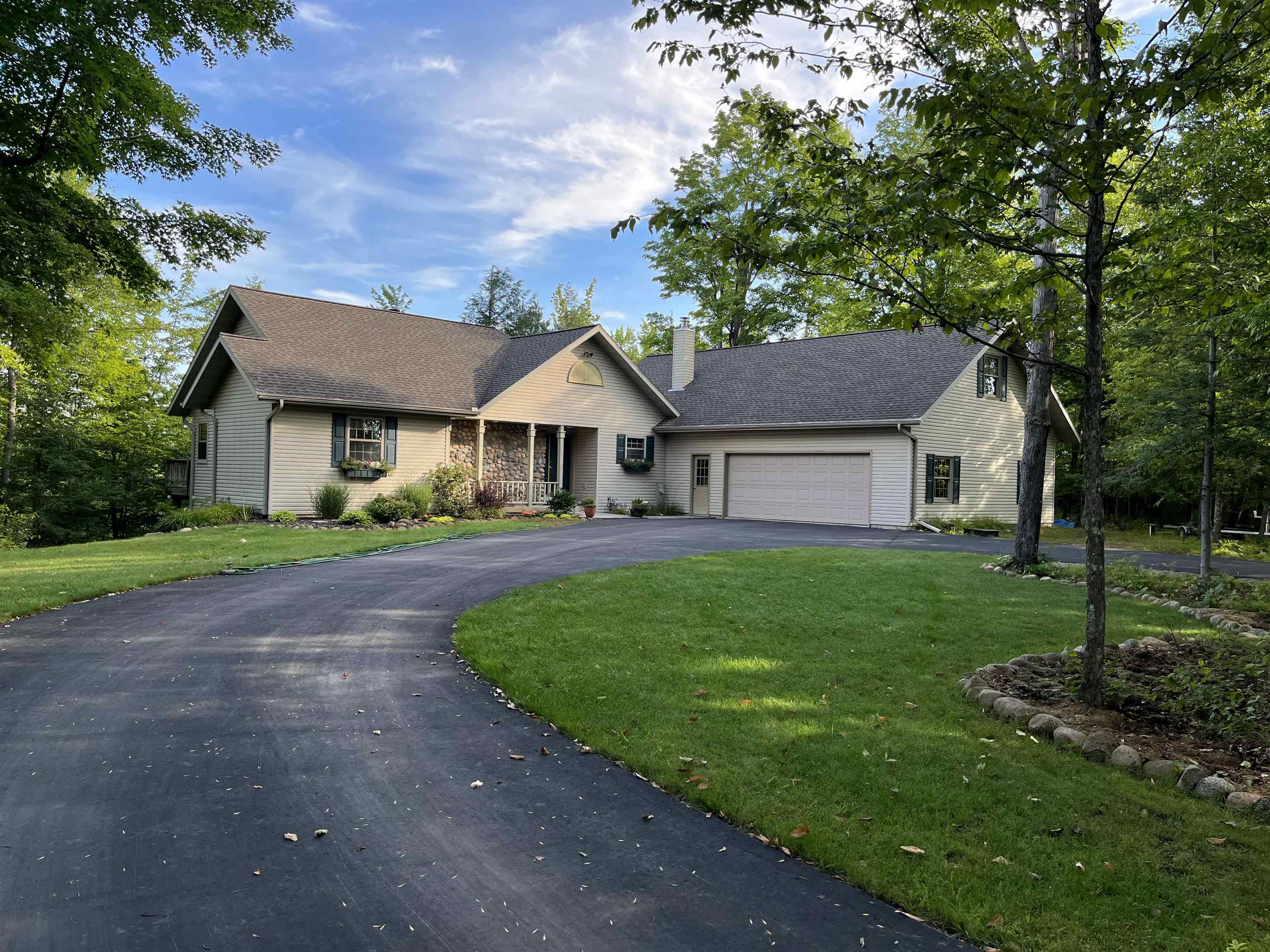 Property Photo:  16191 Jesinski Road  WI 54149 