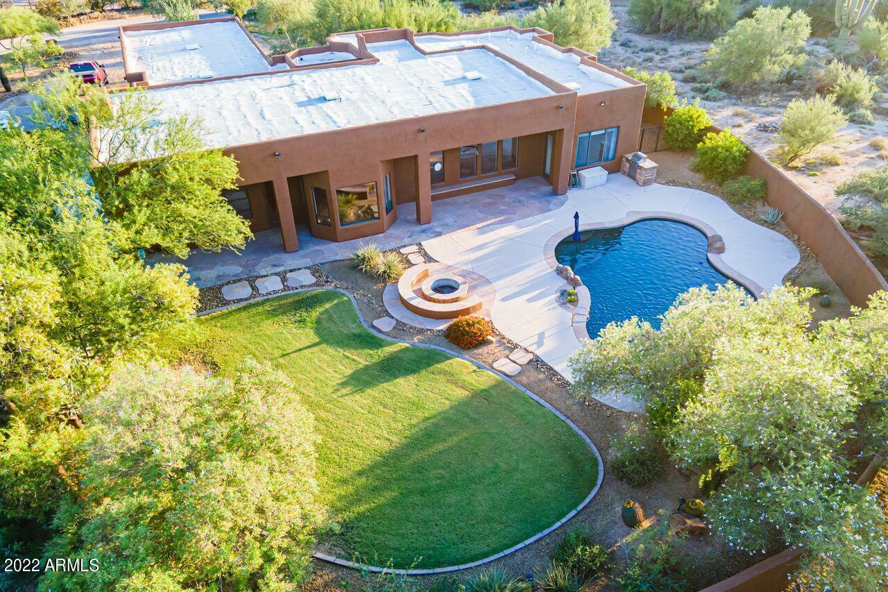Property Photo: 7588 E Via Dona Road AZ 85266