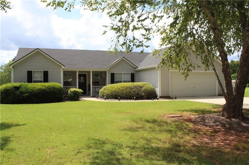 Property Photo: 517 Arcadia Court GA 30656