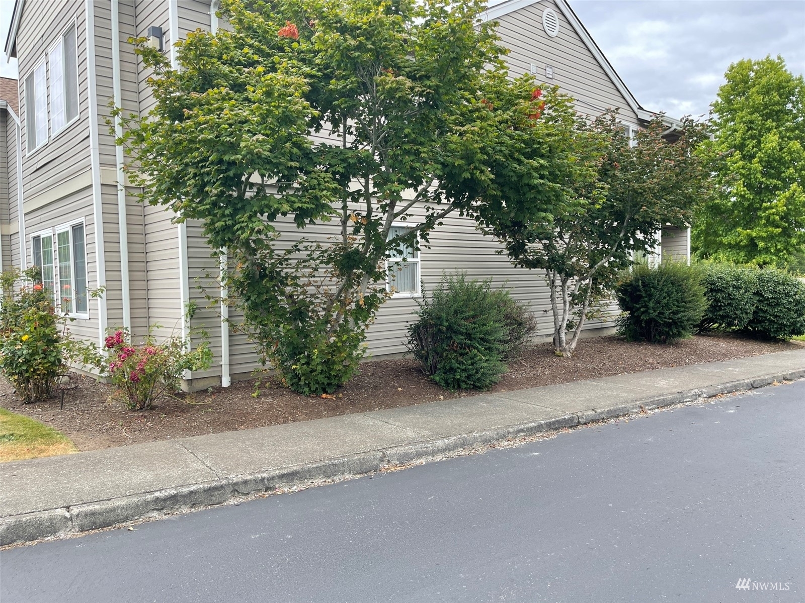 Property Photo: 635 W Horton Way 124 WA 98226