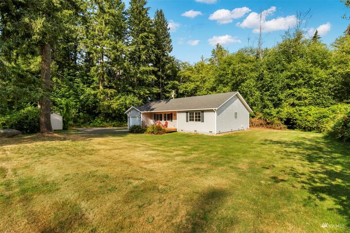 Property Photo:  9603 NE Chuck Way  WA 98346 