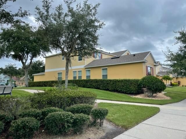 Property Photo:  1744 Buckeye Falls Way  FL 32824 