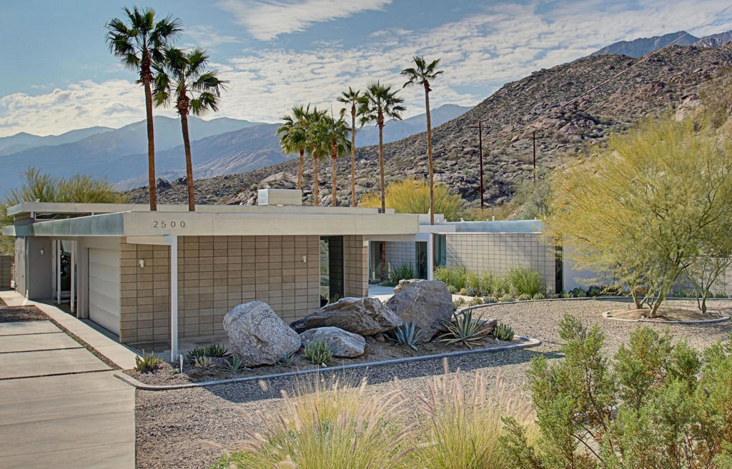 Property Photo: 2500 Cahuilla Hills Drive CA 92264