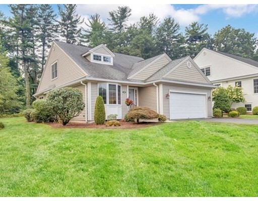 Property Photo: 370 Pinehurst Dr 370 MA 01028