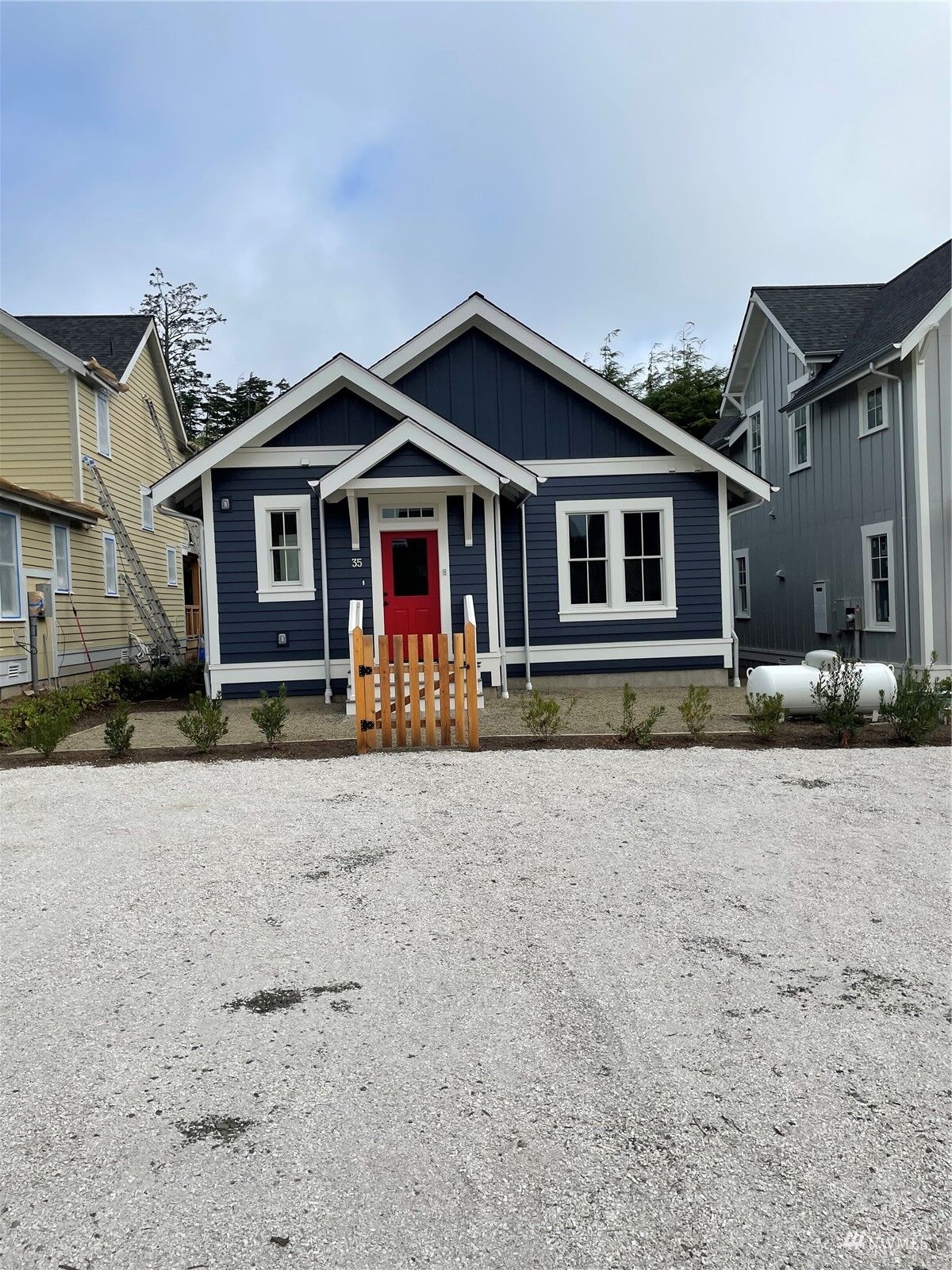 Property Photo:  35 Sunflower Lane  WA 98571 