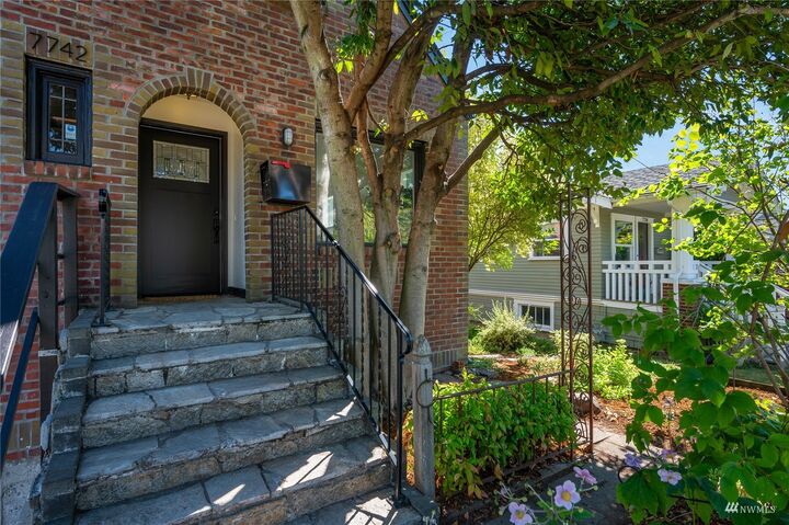 Property Photo:  7742 14th Avenue NW  WA 98117 