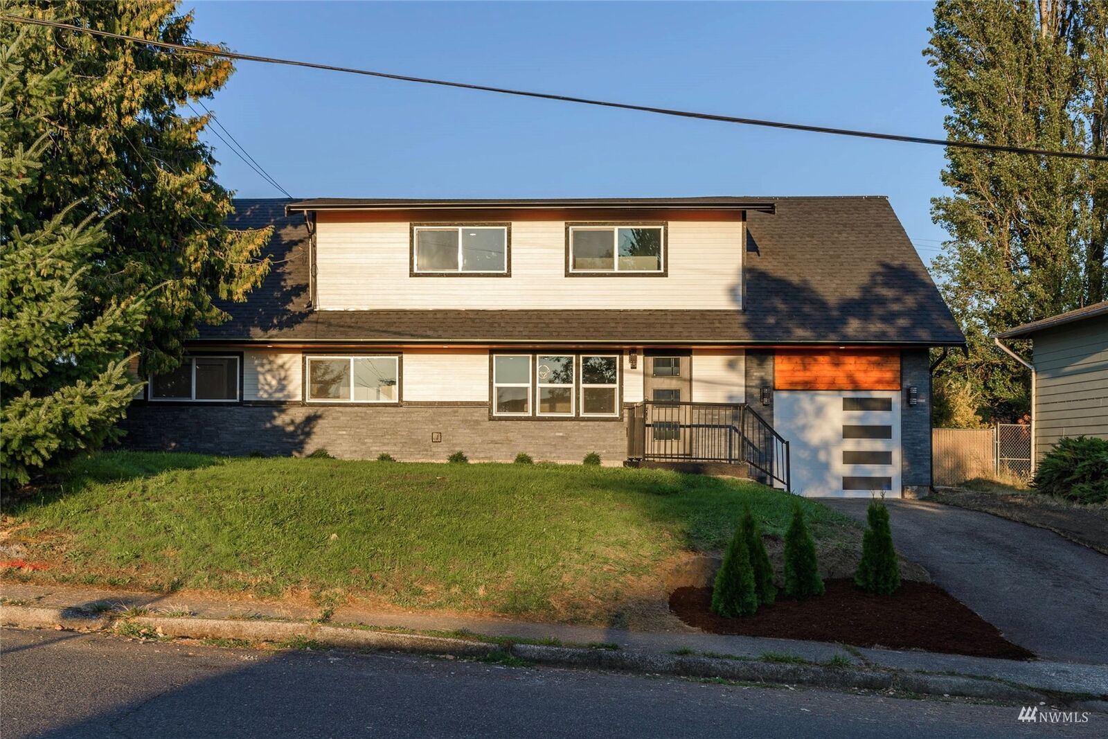 Property Photo:  28804  23rd Place S  WA 98003 