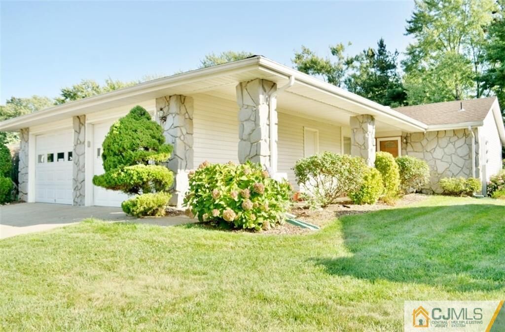 Property Photo:  480 Fairton Drive C  NJ 08831 