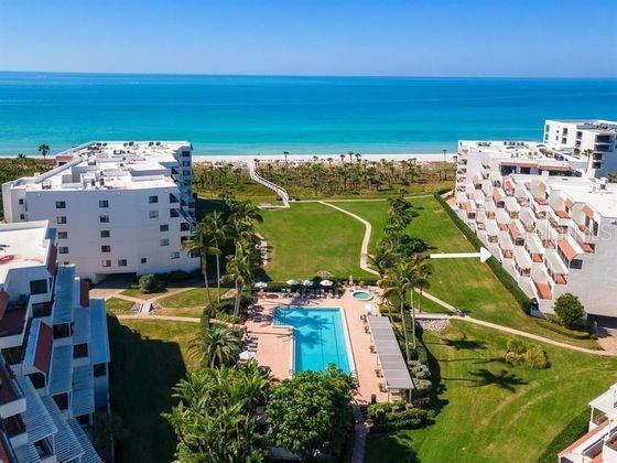 Property Photo: 1485 Gulf Of Mexico Drive 103 FL 34228