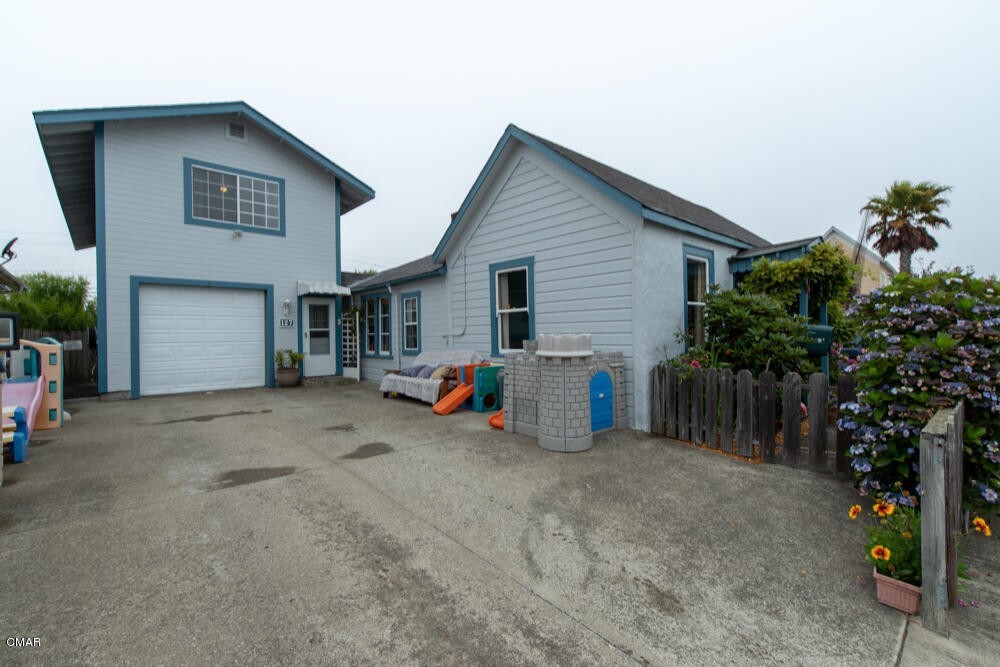 Property Photo: 127 S McPherson Street CA 95437