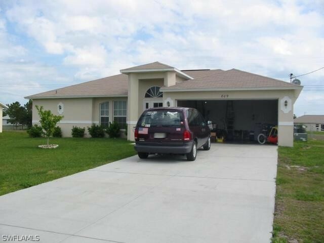 Property Photo:  809 Sea Urchin Circle  FL 33913 