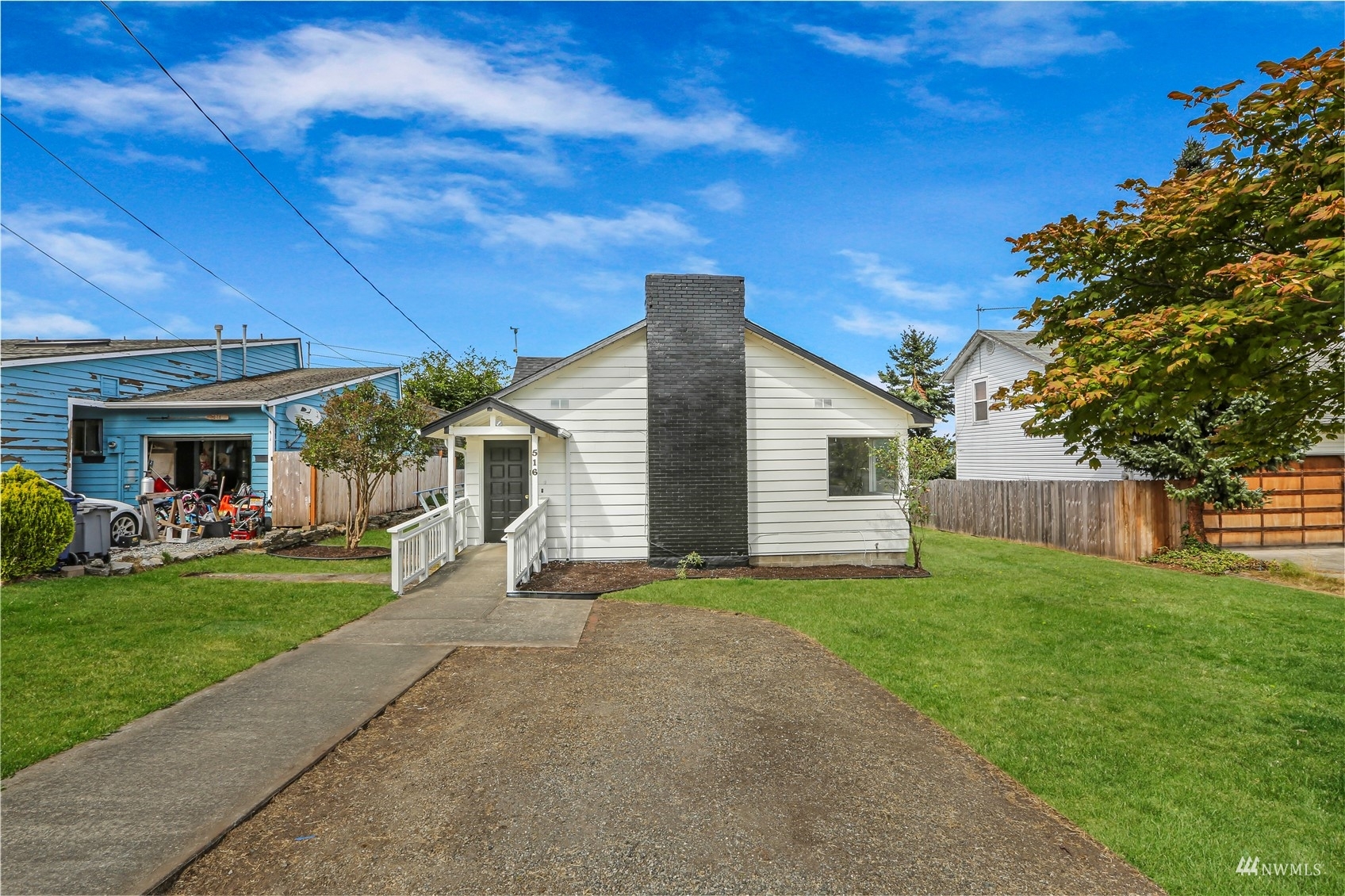 Property Photo:  516 35th Street  WA 98221 