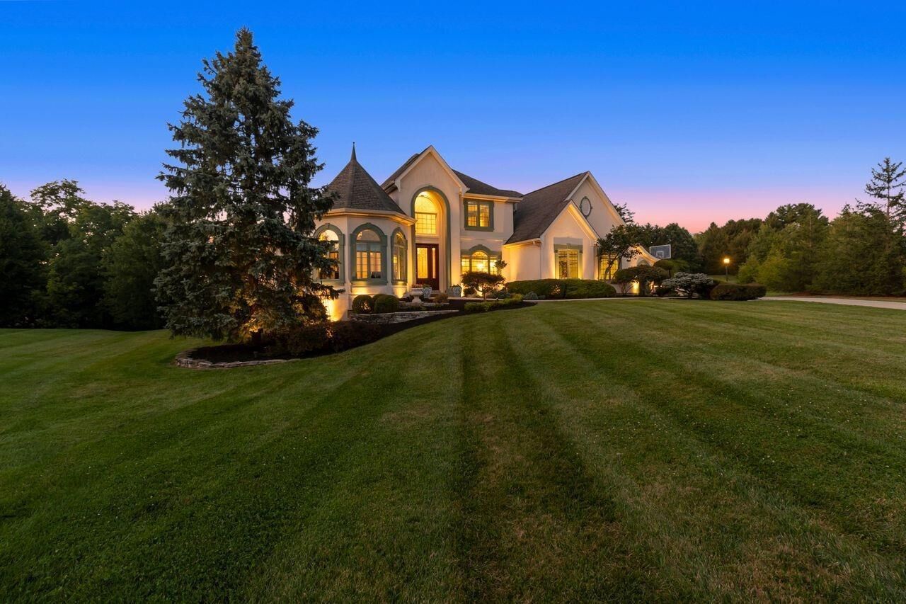 Property Photo: 2167 Quail Run Farm Ln OH 45233