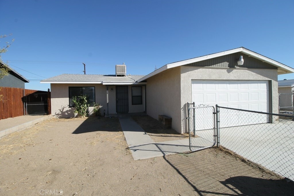 Property Photo:  1917 Forane Street  CA 92311 