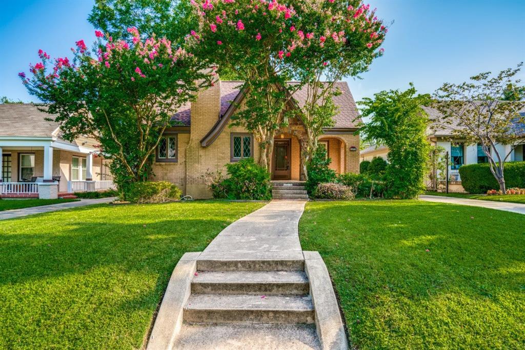 Property Photo: 5219 Vanderbilt TX 75206
