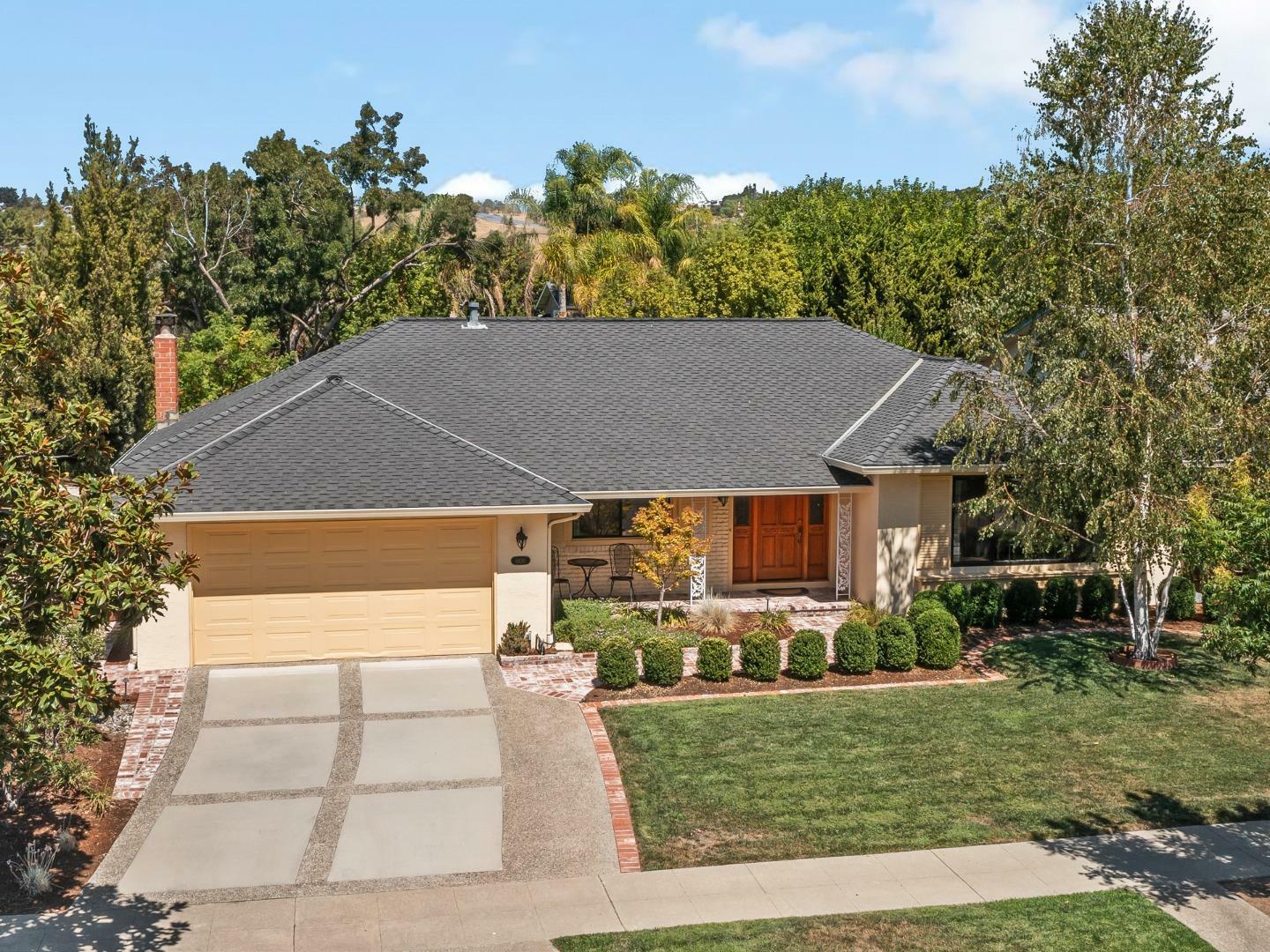 Property Photo: 6830 Burnside Drive CA 95120