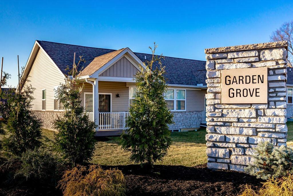 Property Photo:  5013 Garden Grove Lane  OH 45238 