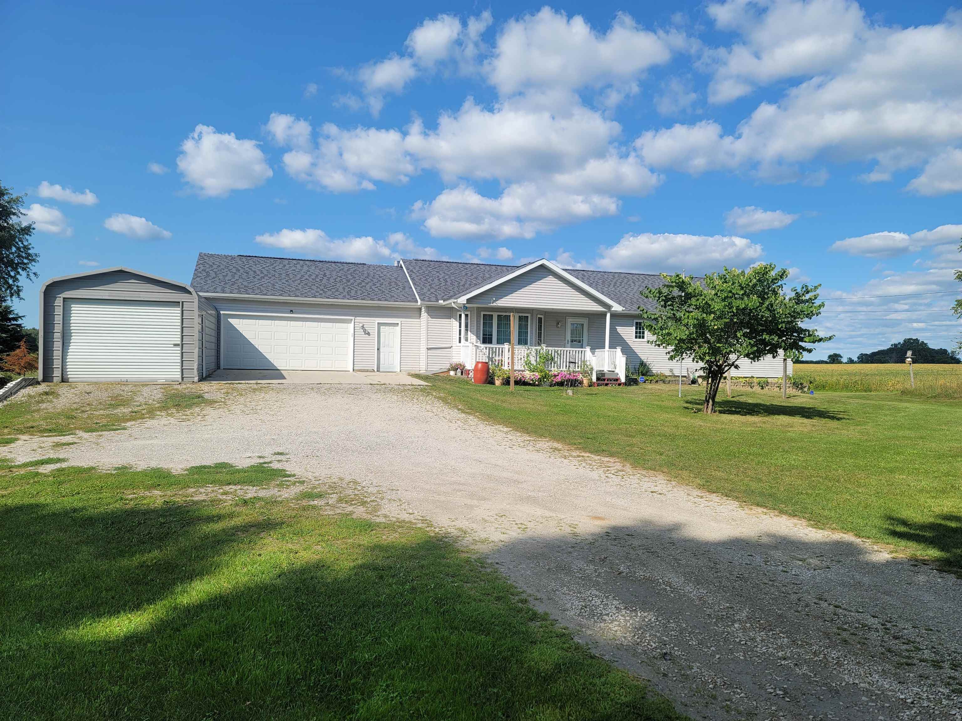 Property Photo:  7383 E Mt Morris Rd  MI 48463 