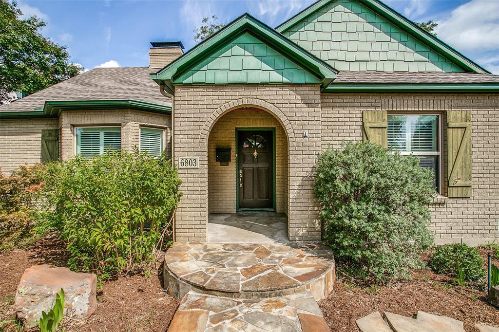 Property Photo:  6803 Kenwood Avenue  TX 75214 