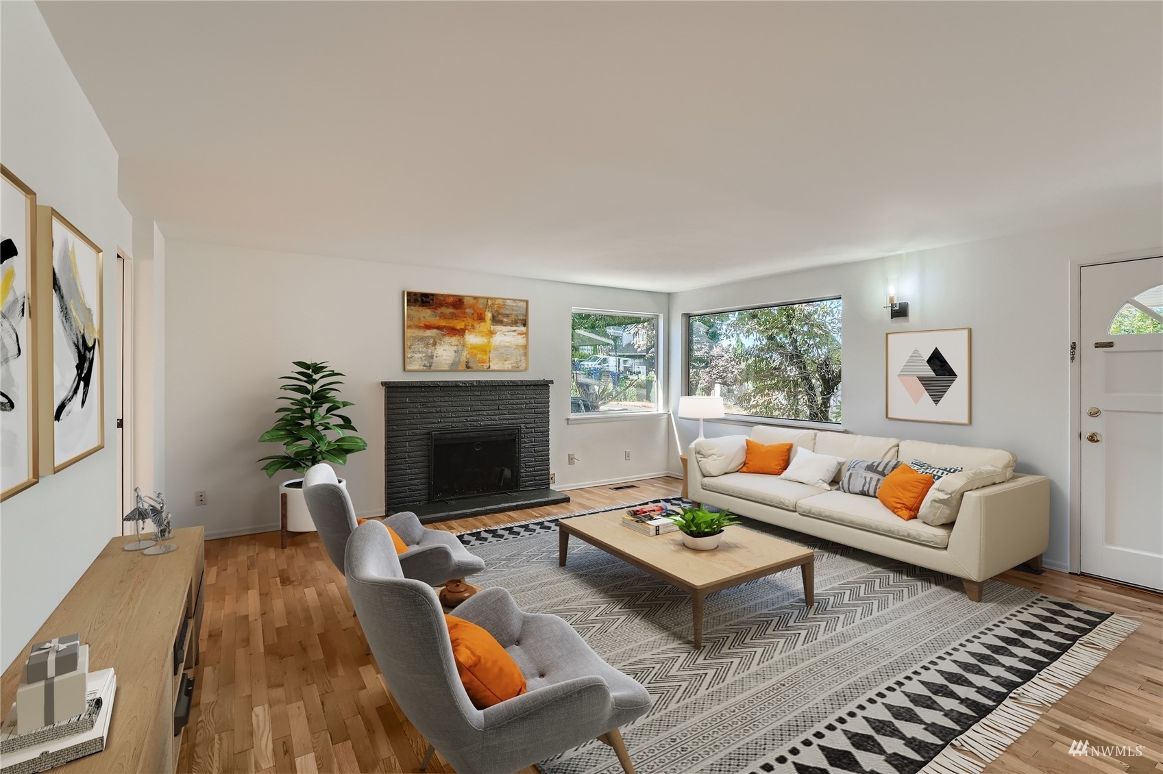 Property Photo: 1109 N 30th Street WA 98056