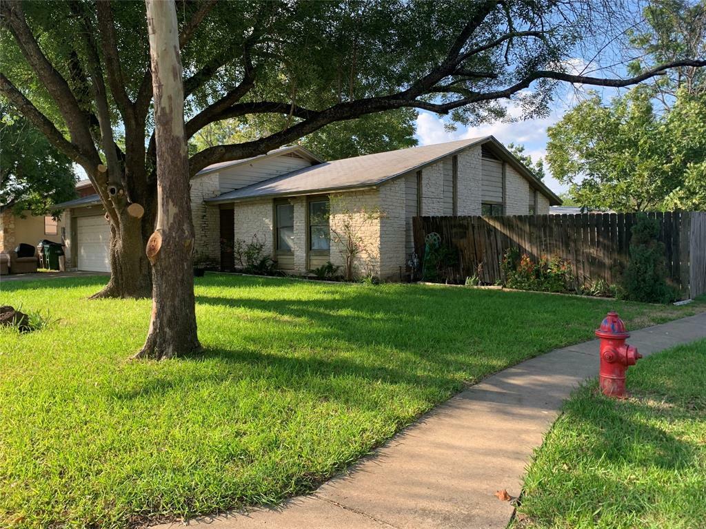 Property Photo:  1210 E Mesa Park Rd  TX 78664 