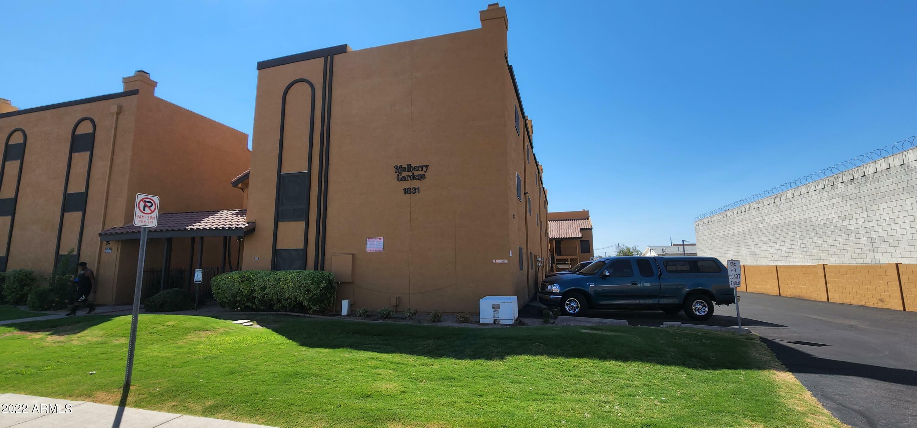 Property Photo: 1831 W Mulberry Drive 103 AZ 85015