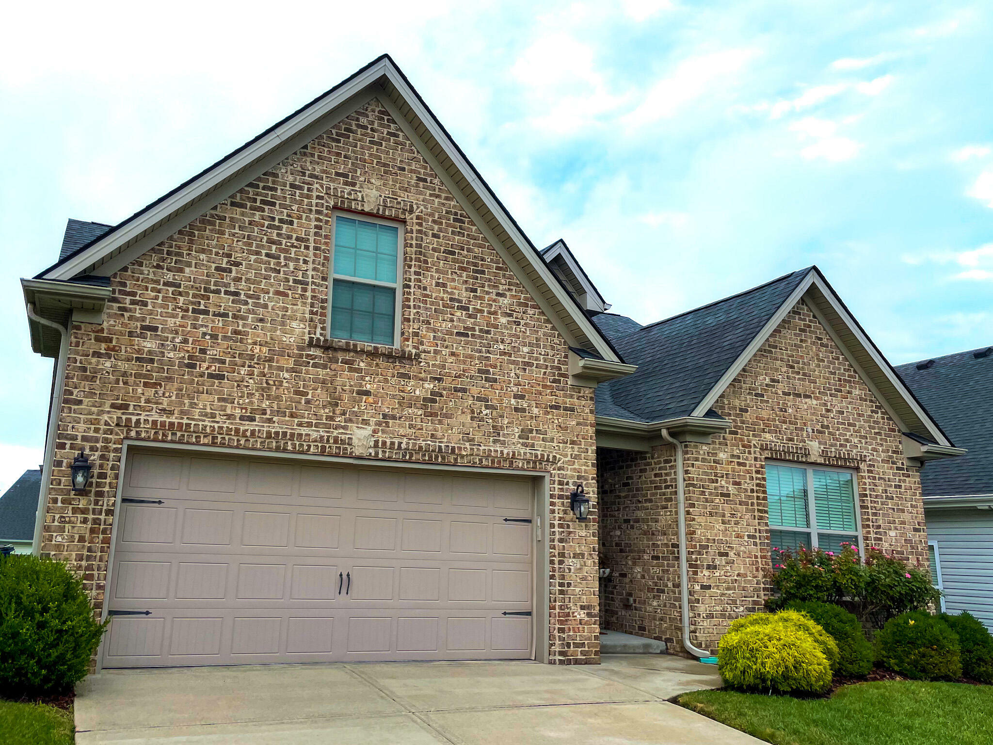 Property Photo: 1005 Haddrell Point KY 40509