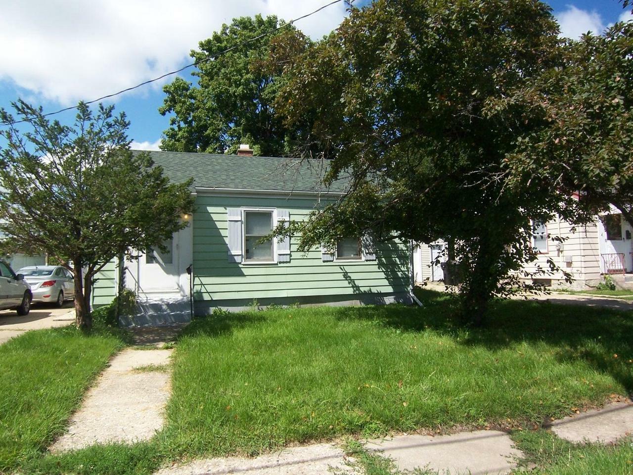 1722 Chapman Ave  Beloit WI 51311 photo