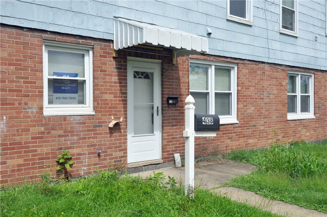Property Photo:  438 Lexington Court  PA 15223 