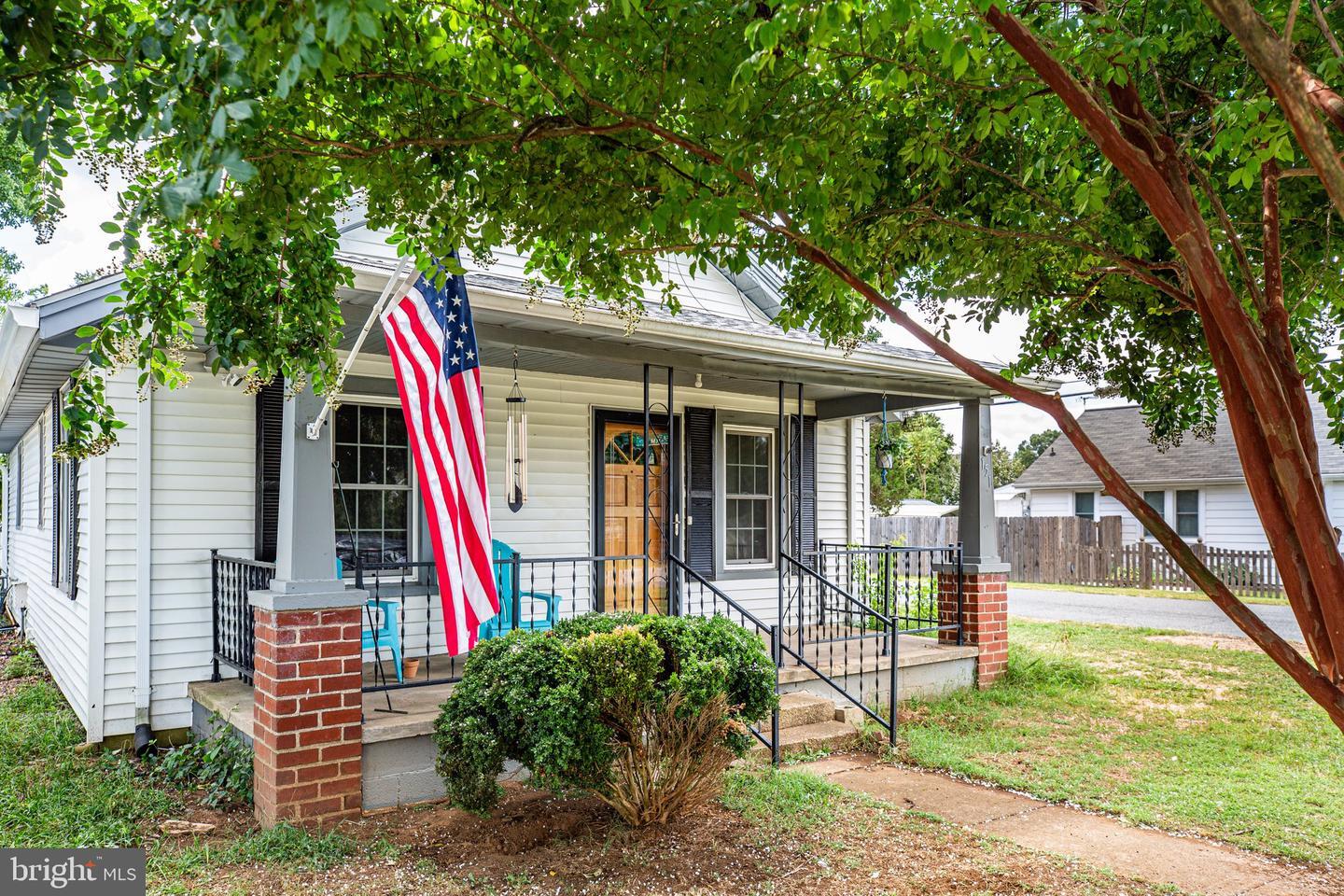 Property Photo: 151 Bend Farm Road VA 22408