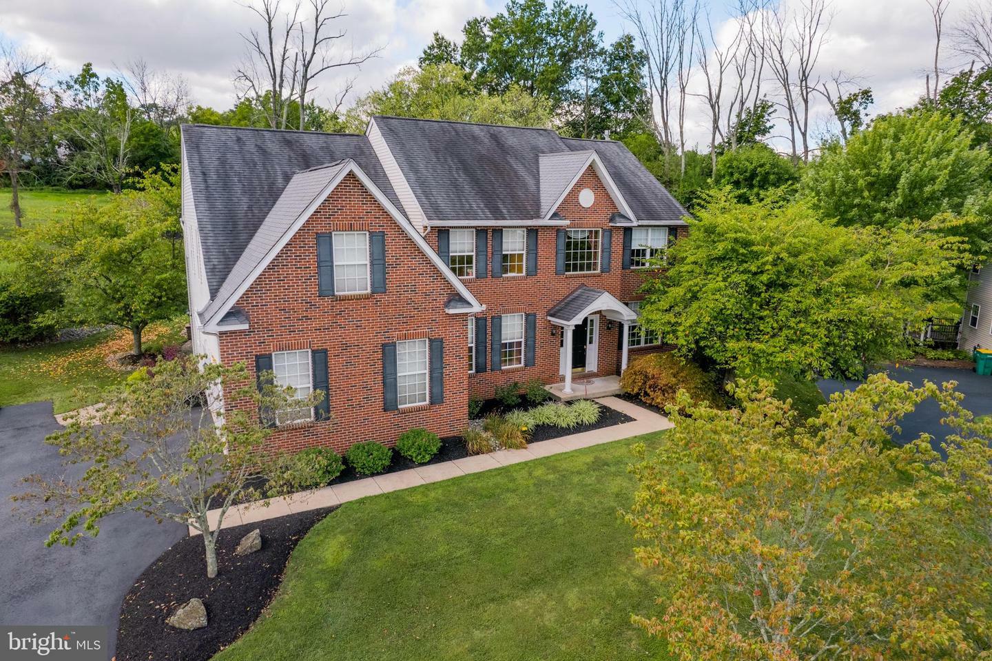 Property Photo: 2861 Marietta Way PA 19525