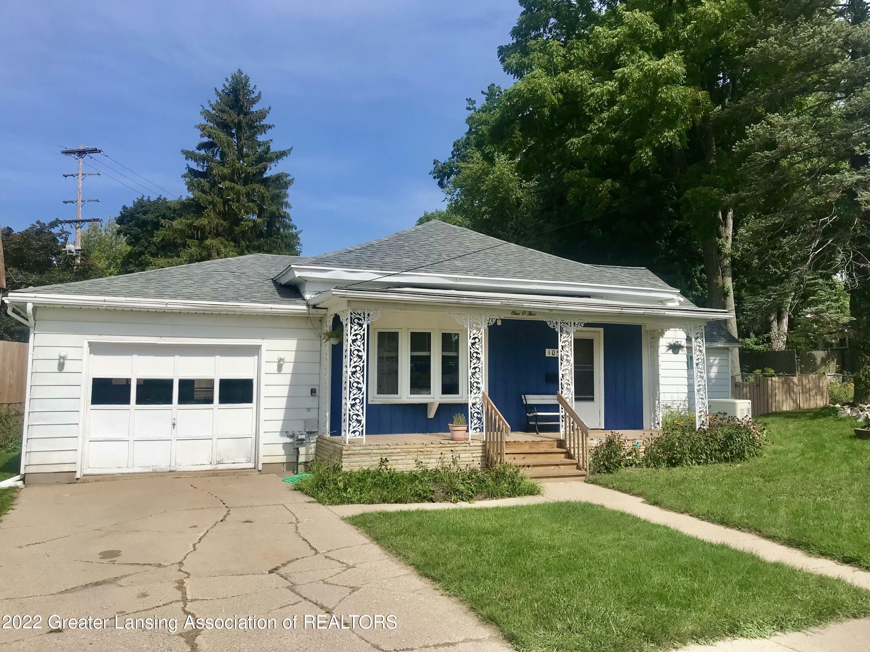 Property Photo:  105 Laing Street  MI 48848 