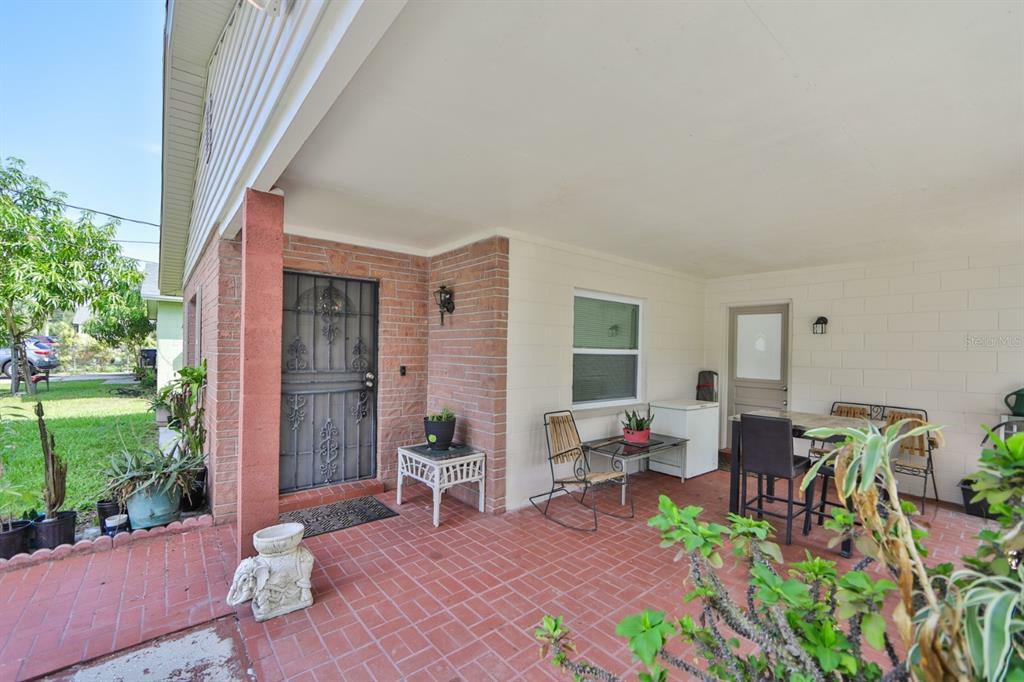 Property Photo:  3413 N 52nd Street  FL 33619 