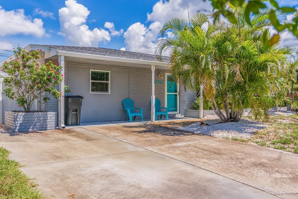 Property Photo: 13567 88th Avenue FL 33776