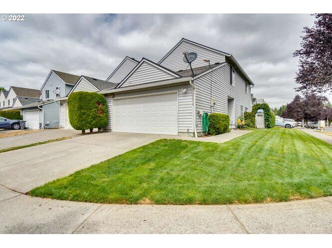 Property Photo:  11514 NE 29th St  WA 98682 