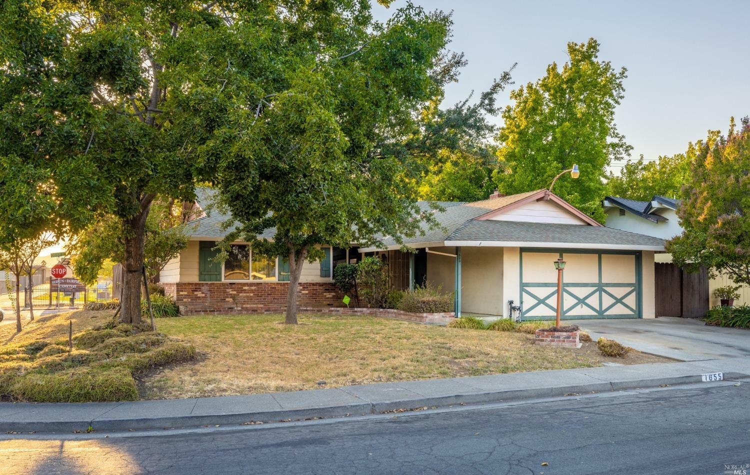 1655 Hemlock Street  Fairfield CA 94533 photo