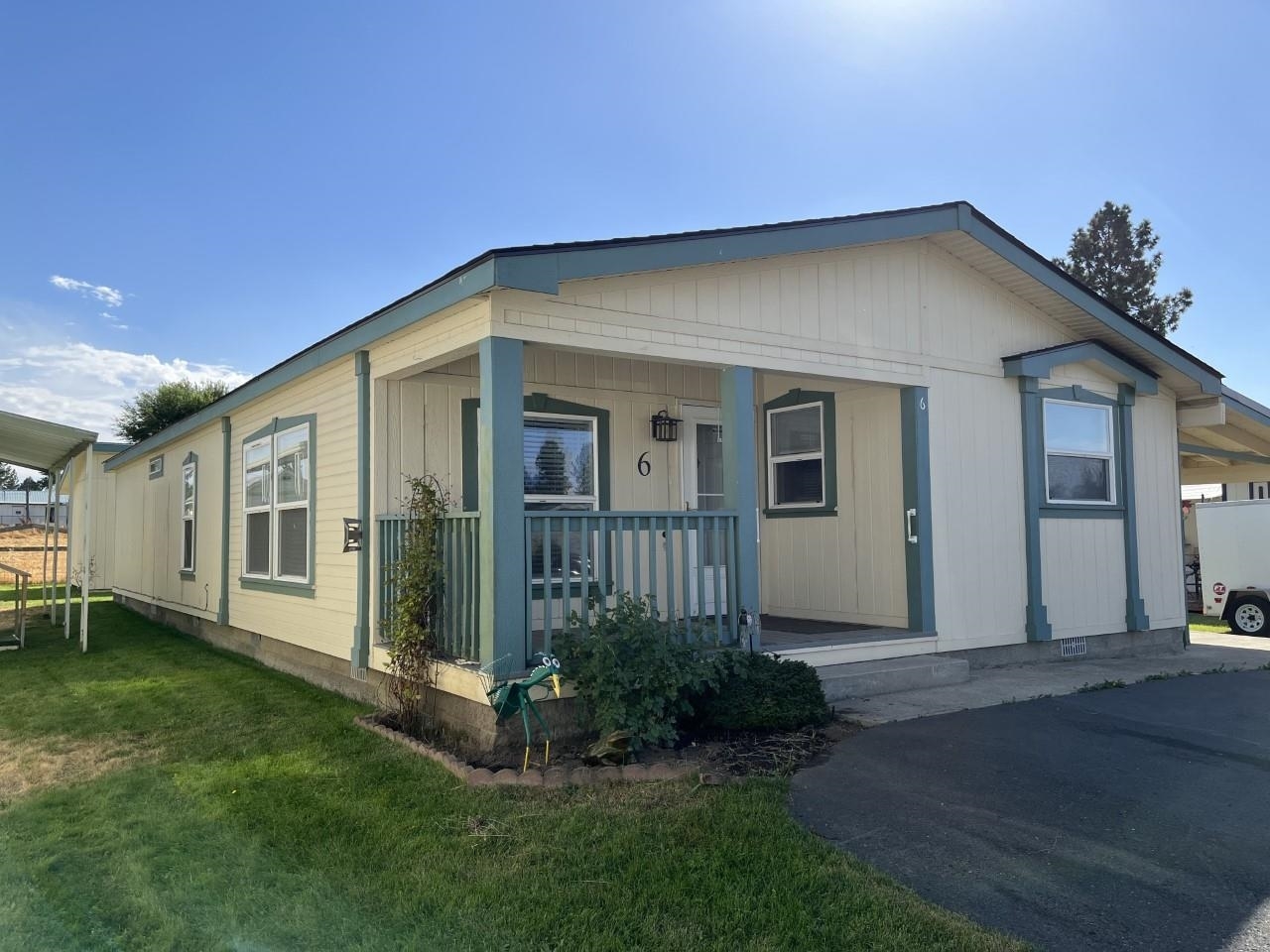 Property Photo: 7303 N Crestline St WA 99217