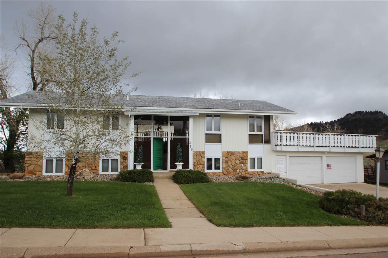 Property Photo:  318 Lariat Drive  SD 57783 