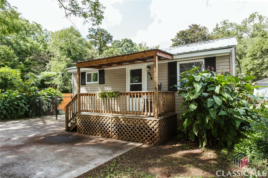 Property Photo:  414 Benning Street  GA 30606 